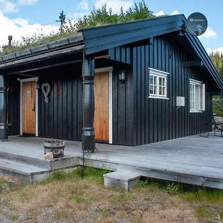 Lonnasvegen Holiday home